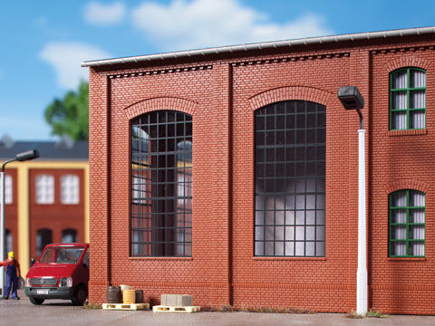 Auhagen 80509 Red brick walls with industrial windows