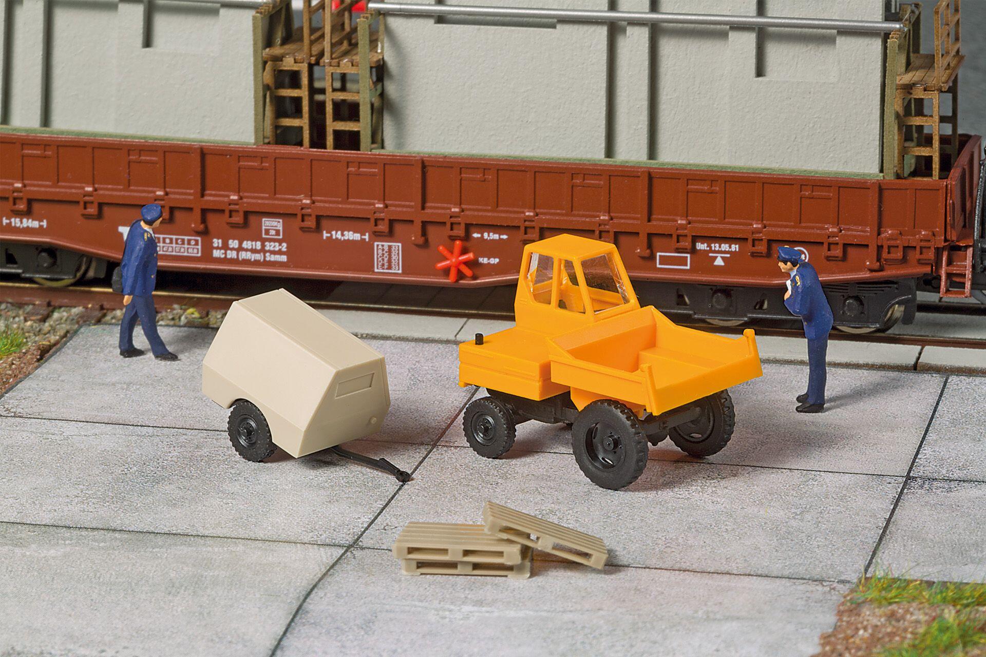Auhagen 43698 Waran tipper with compressor trailer