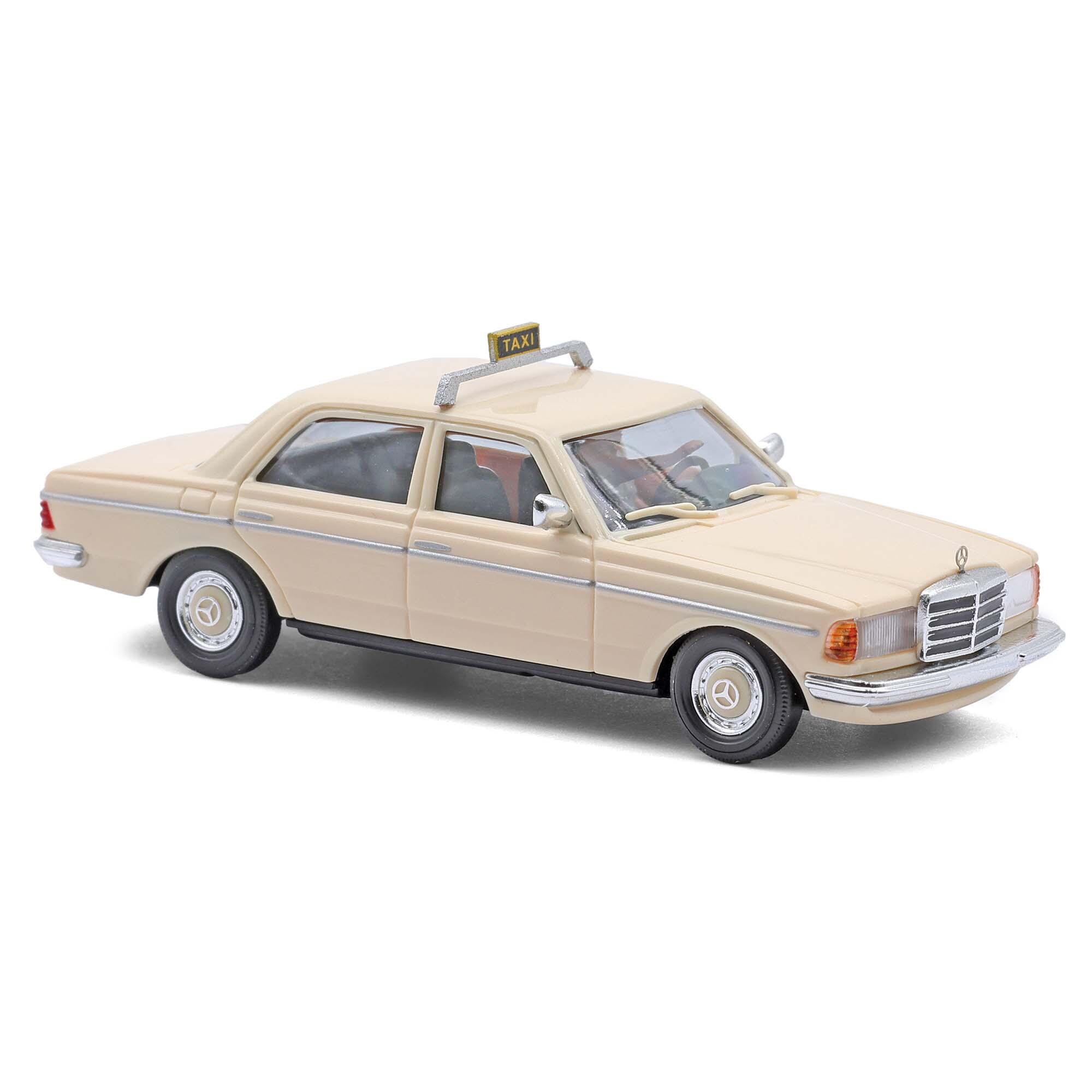 Busch 46876 Mercedes-Benz W123, taxi with driver