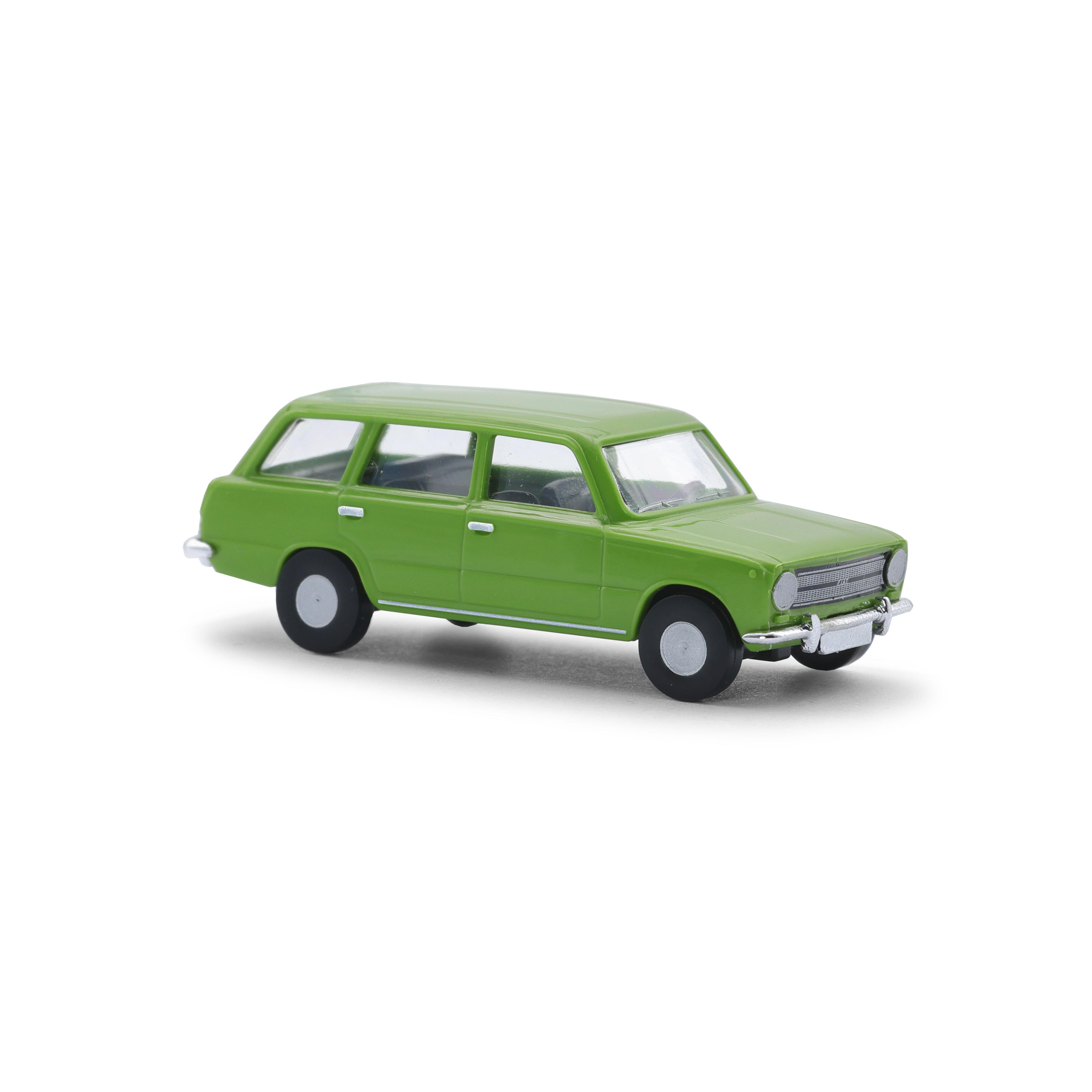 Busch 87077 Fiat 124 estate, green TT
