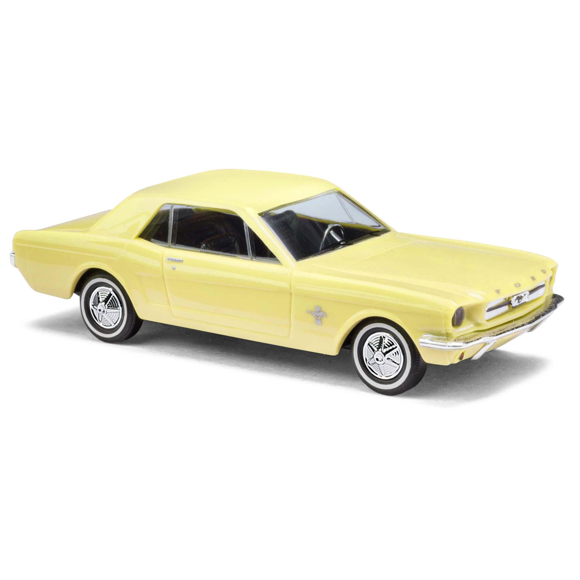 Busch 47566 Ford Mustang Coupé, Yellow