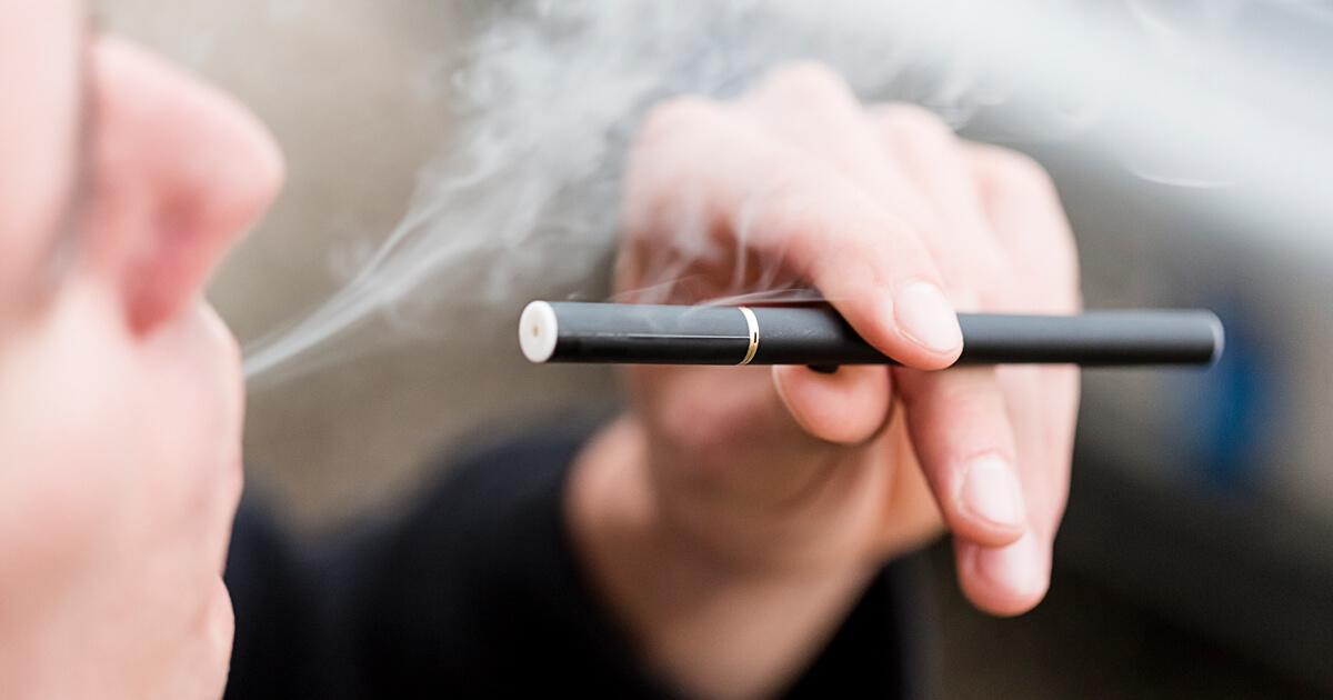 roy cigarettes J'Adore - No smoking for Roy 🥴🤣❤️