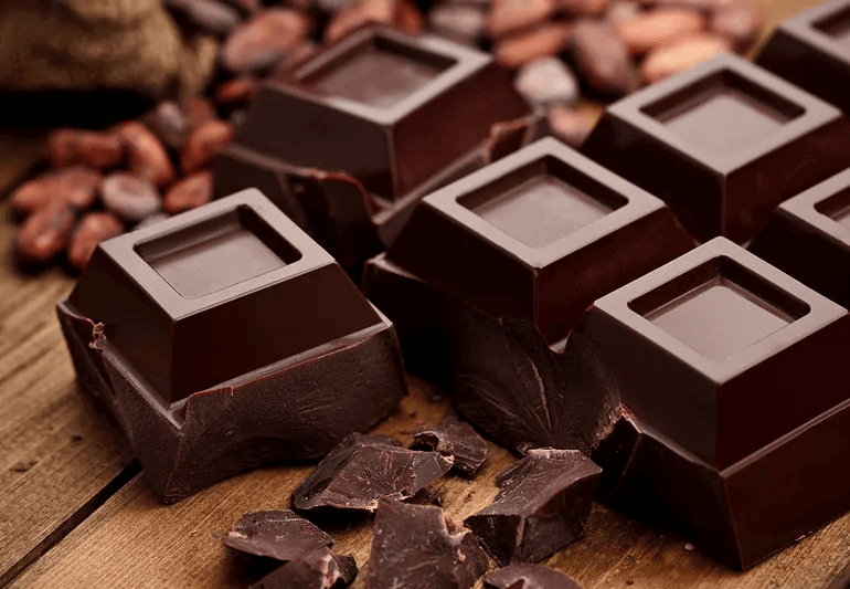 darkchocolate-463813283-770x533-1-jpg-1.png