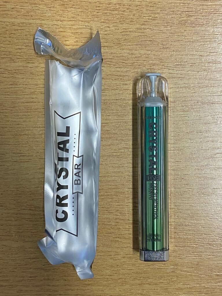 How do i use SKE Crystal Bar disposable vapes?