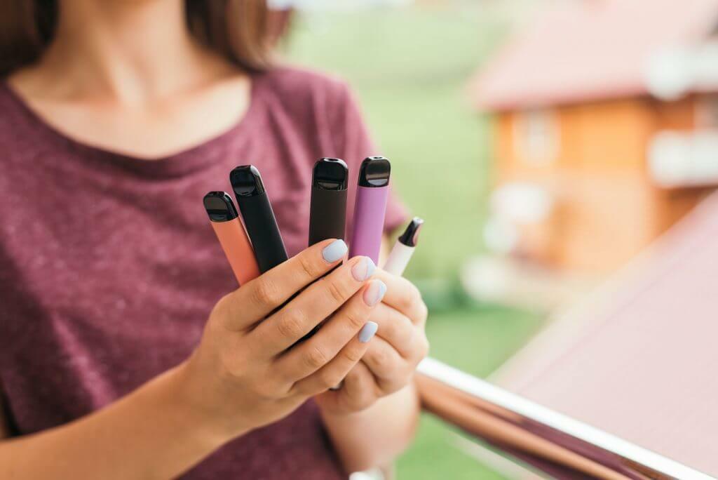 What are the laws on disposable vapes UK?