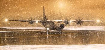 hercules-in-the-snow-by-stephen-brown---aviation-christmas-card.jpg