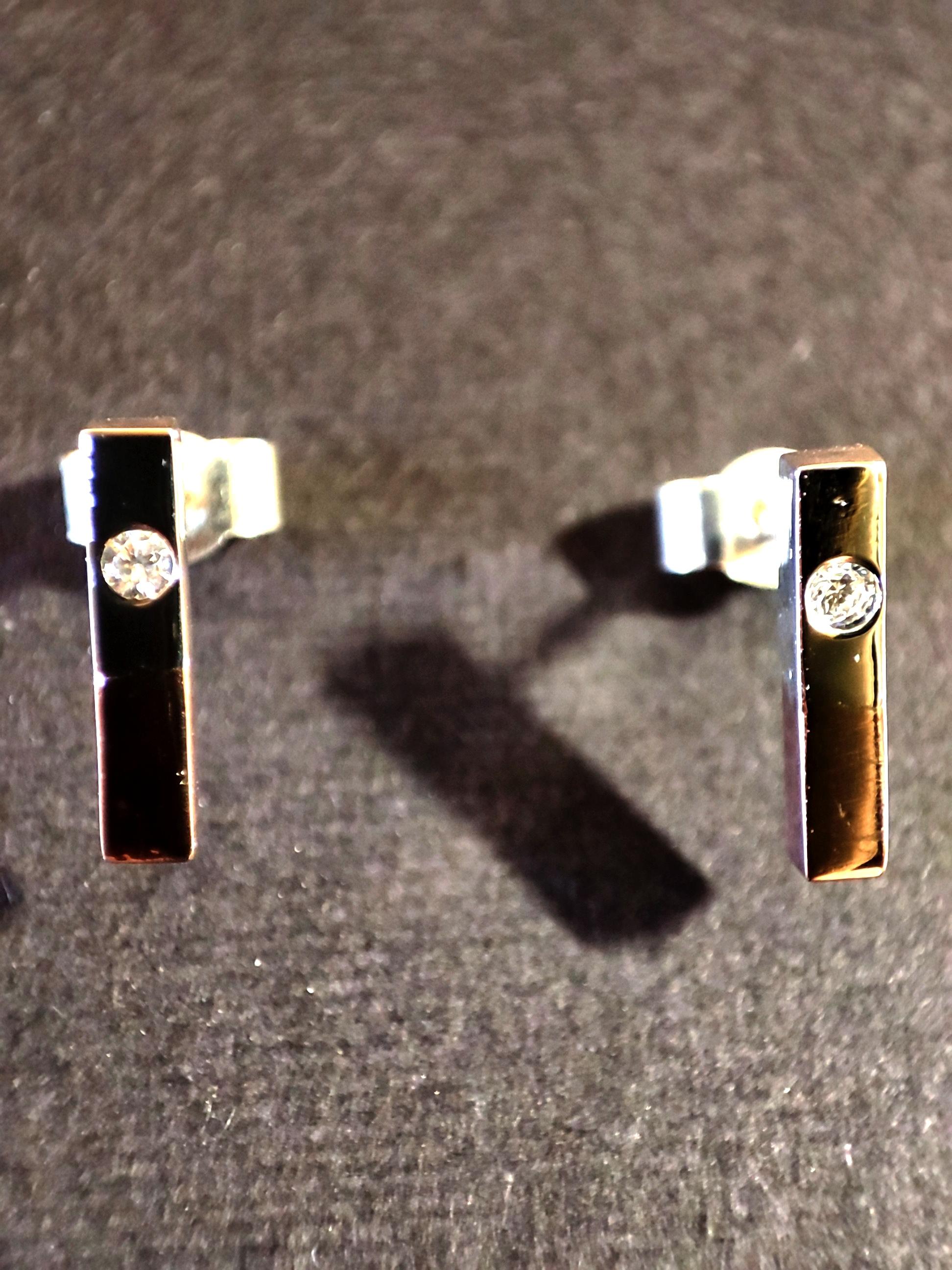 Mini bar stud earrings new arrivals