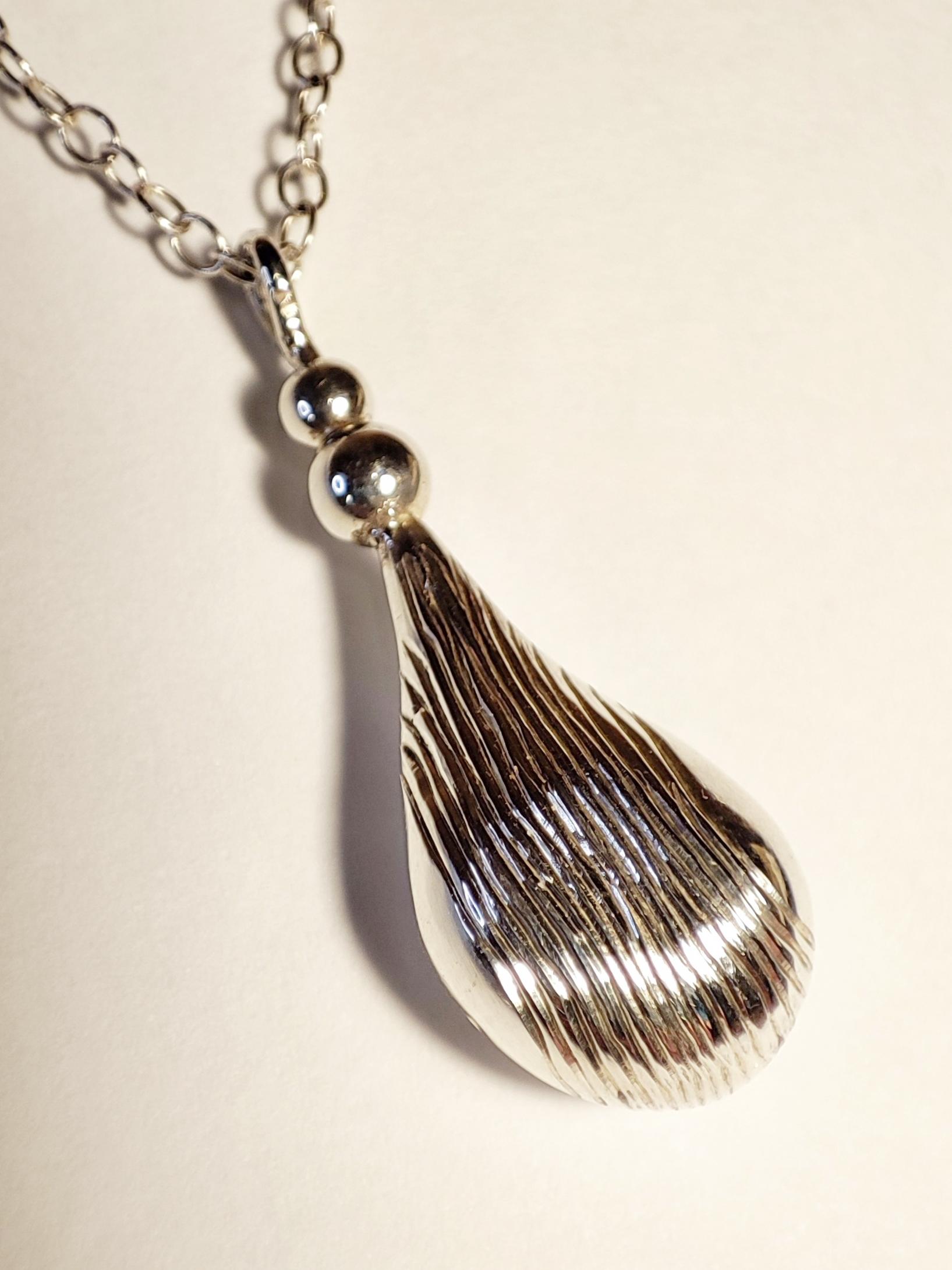 Water Droplet Pendant