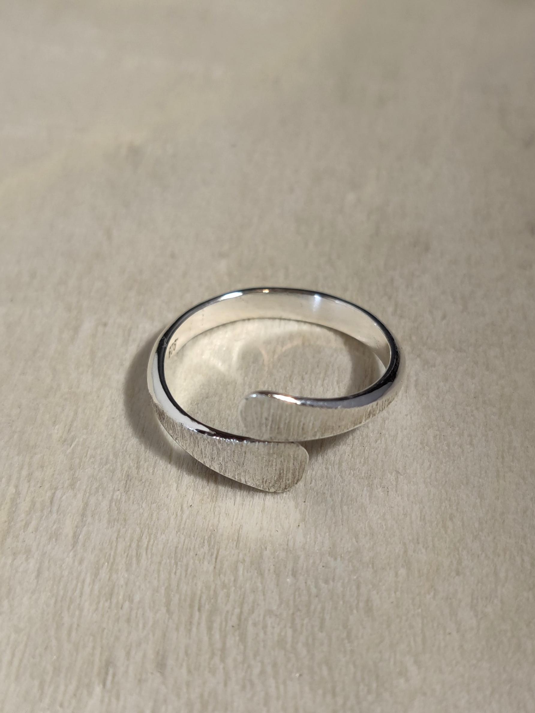 Sterling Silver Wrap Around Line Texture Ring
