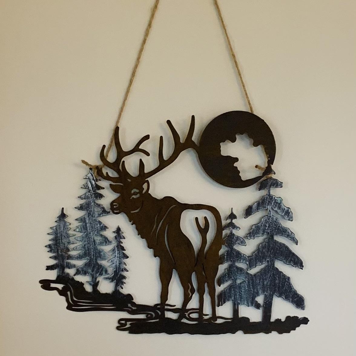 Hanging Stag Scene Decoration | Vintage Hare