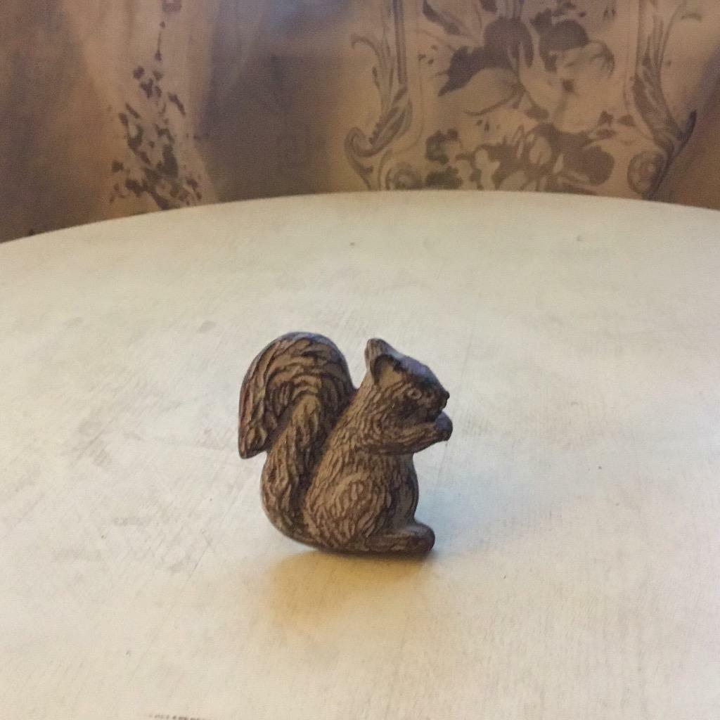 Country Squirrel Knob Drawer Door Knob | Vintage Hare