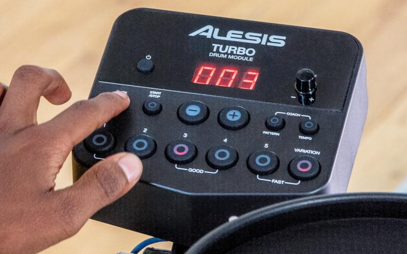 alesis-turbo-mesh-kit-overview-02.jpg