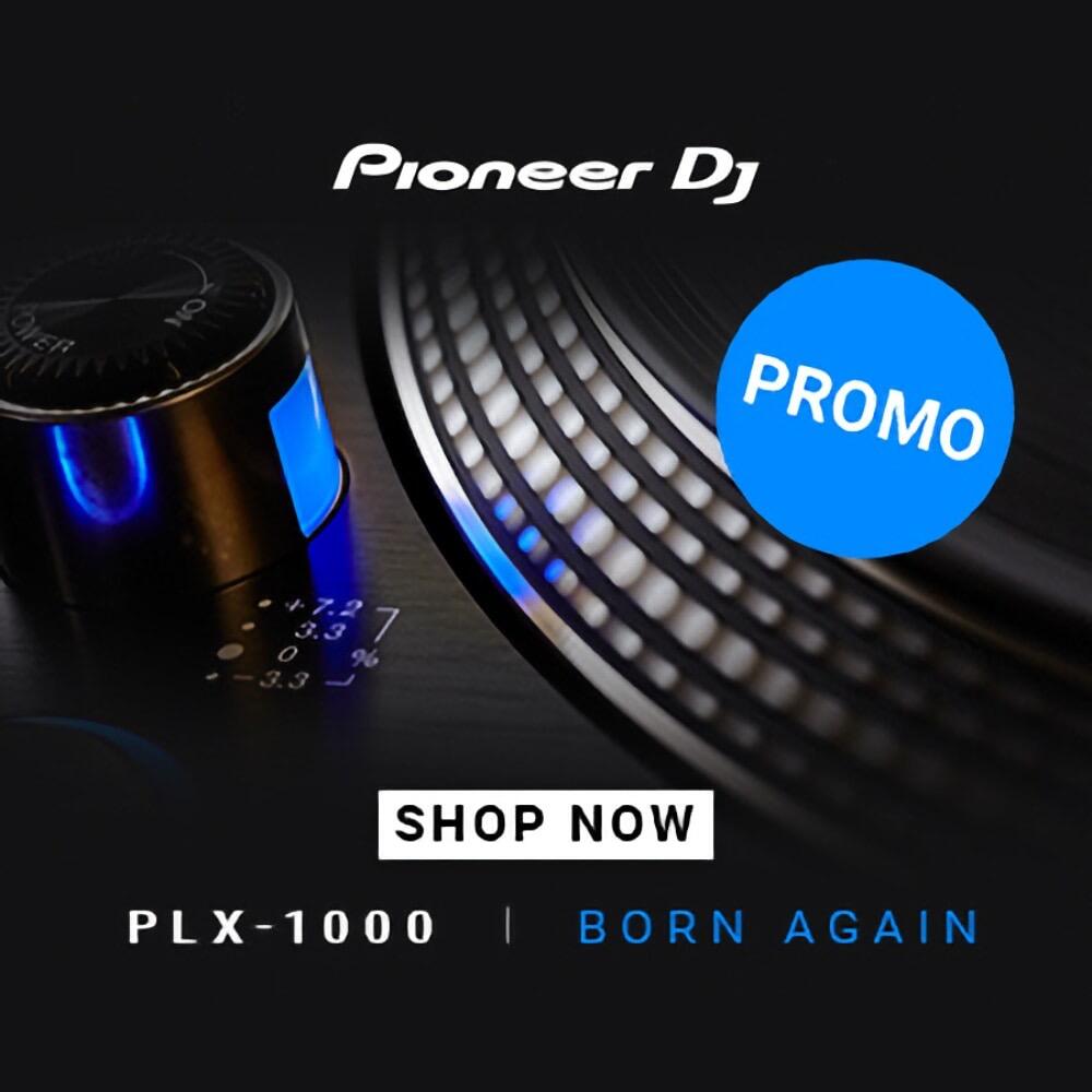 Pioneer DDJ-800 avec 2x platine vinyle Pioneer PLX-1000