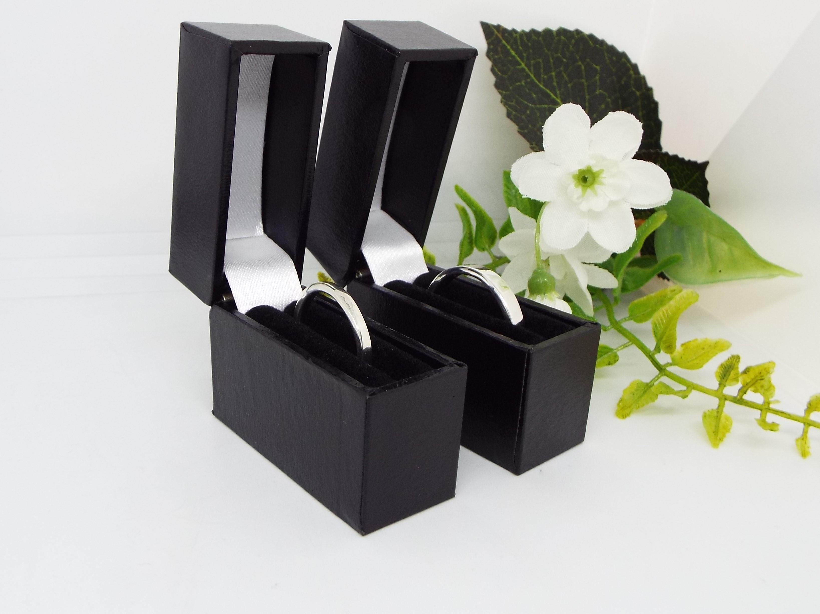 his and hers silver promise rings in boxes