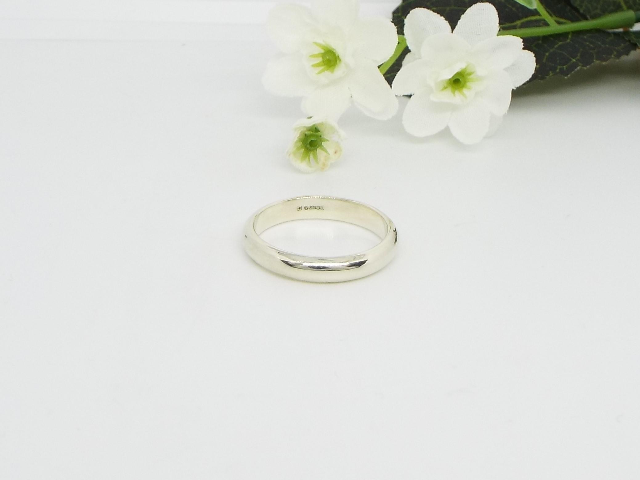 Mens white gold wedding ring
