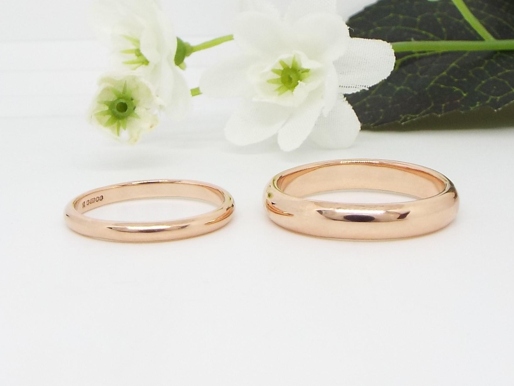 pair of 9ct rose gold wedding rings