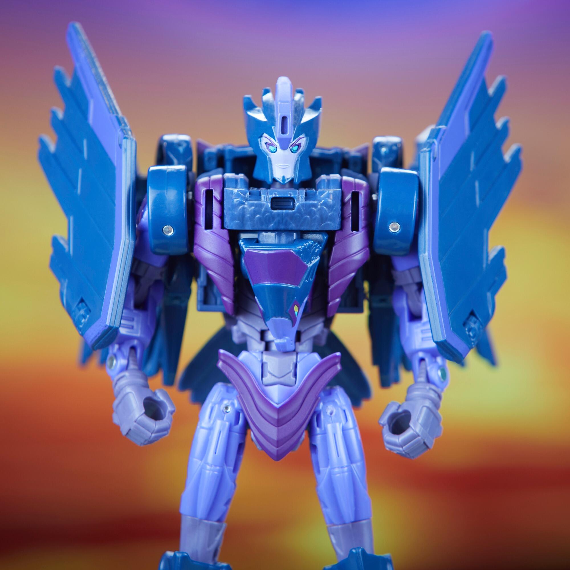 Transformers Generations Legacy Deluxe Class Action Figure - Star 