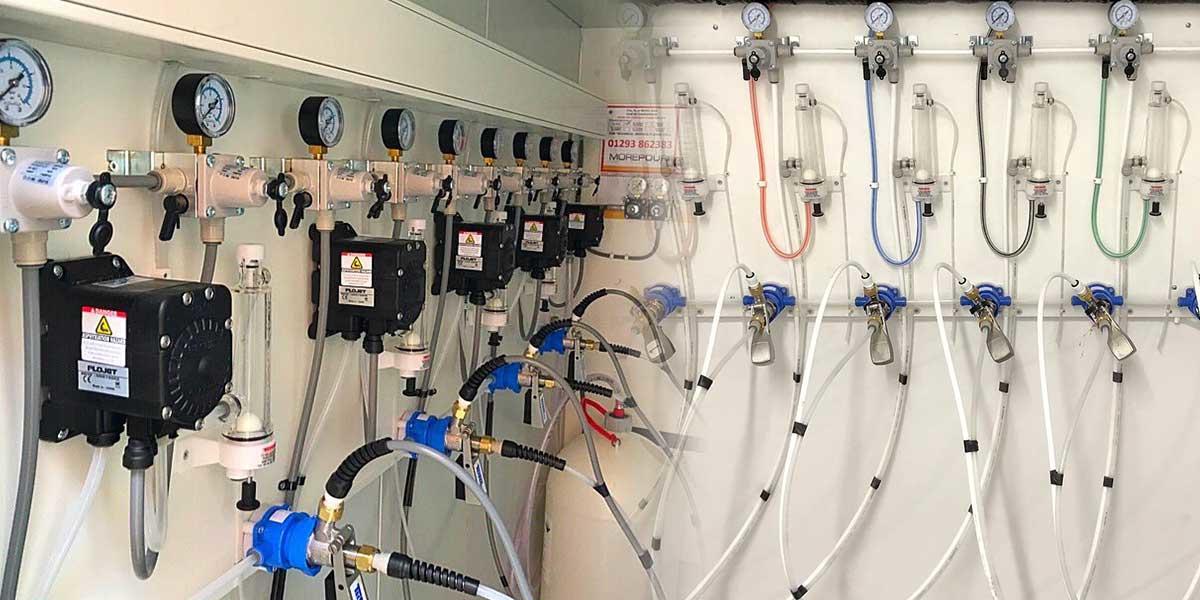 <h2>Technical Services<h2><h5>We provide a range of services to the wine, beer and soft drinks dispensing industry, including installation, servicing and maintenance; 7 days a week.<h5>