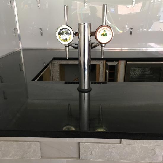 Home bar beer tap installation