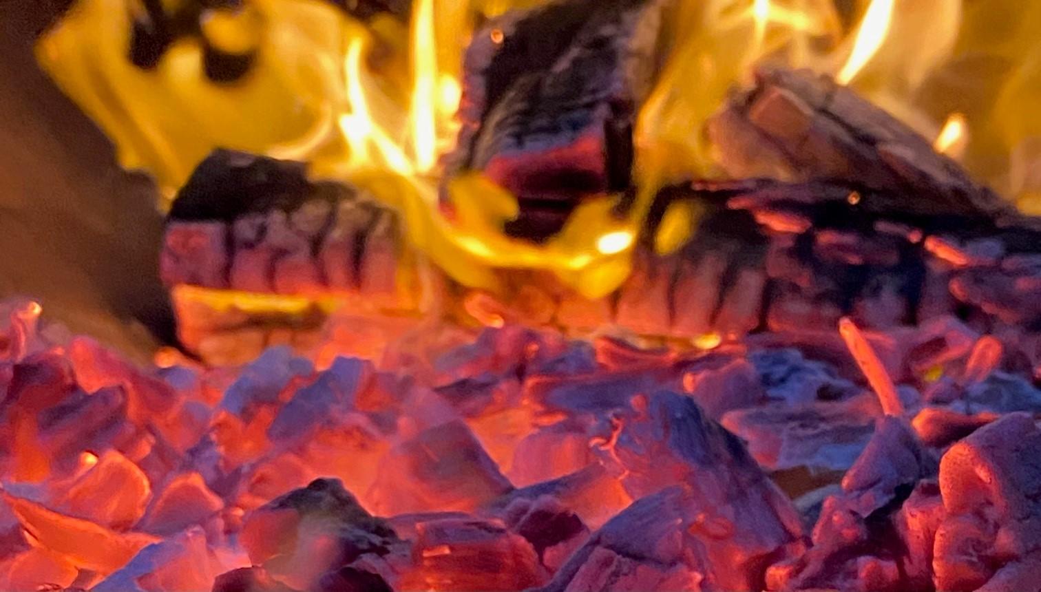 <p>We take pride in providing you with the best quality imported Braai Wood available.</p>