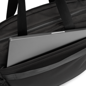 Dometic Unrestricted Tote Laptop Pocket