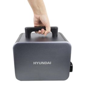 Hyundai HPS-300 Portable Power Bank carrying