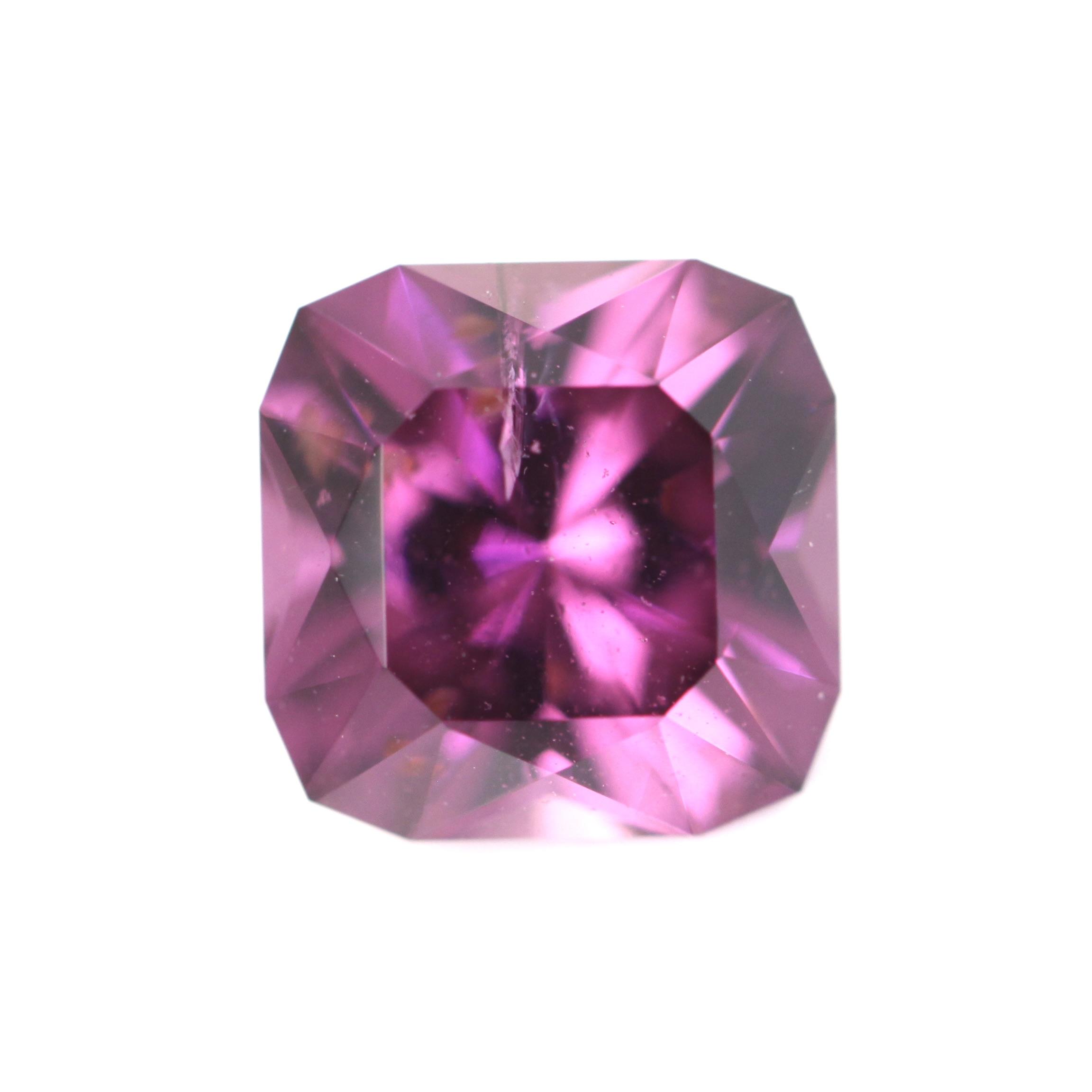 2.54ct Rhodolite Garnet