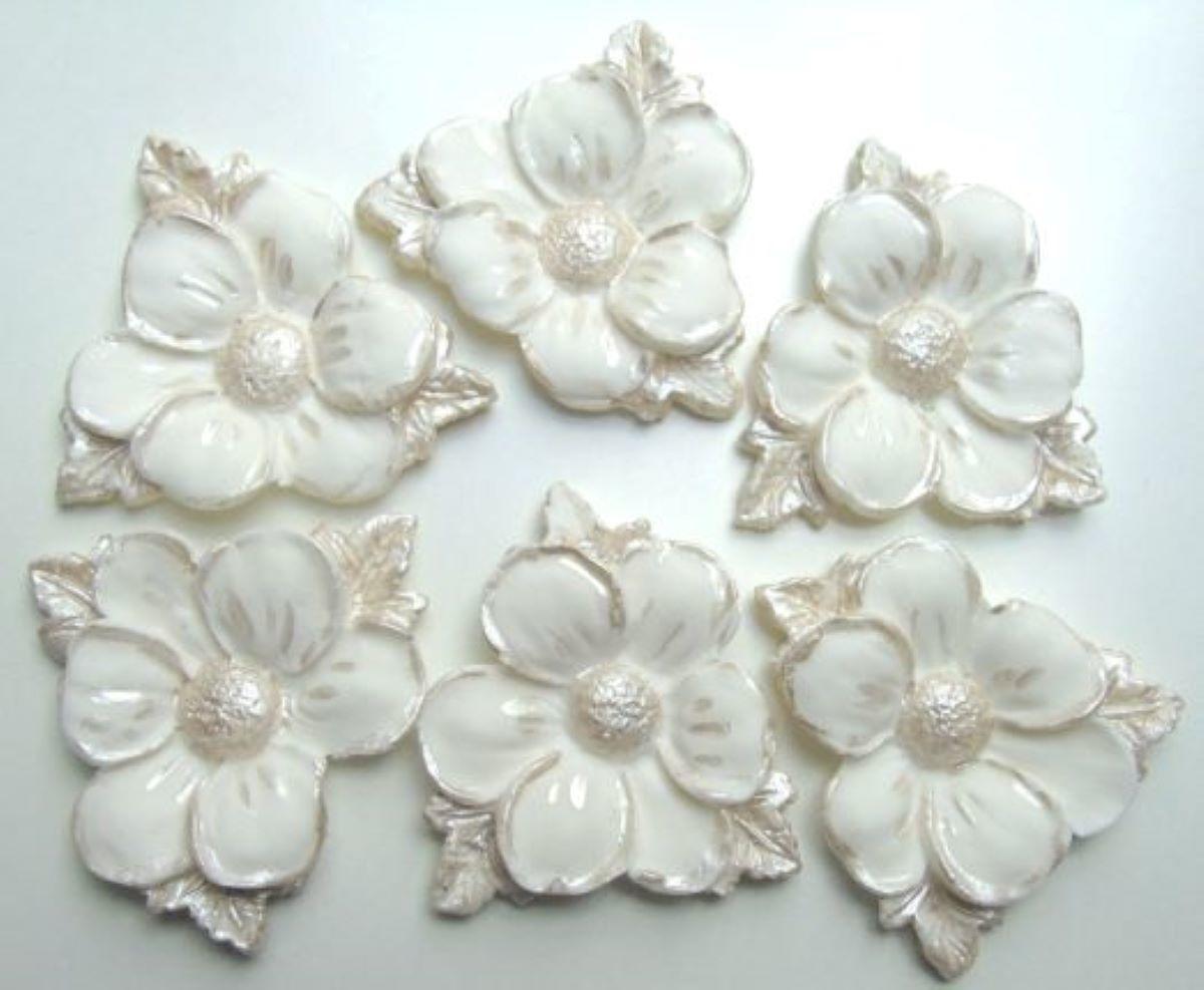 6 Handmade White Wedding Flowers Vegan Cake Decorations