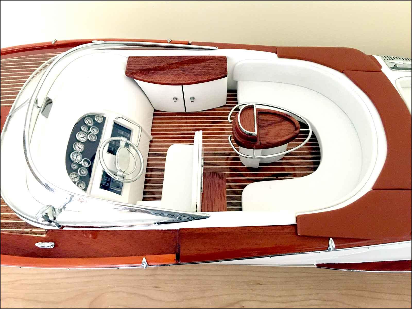 large model yacht for sale