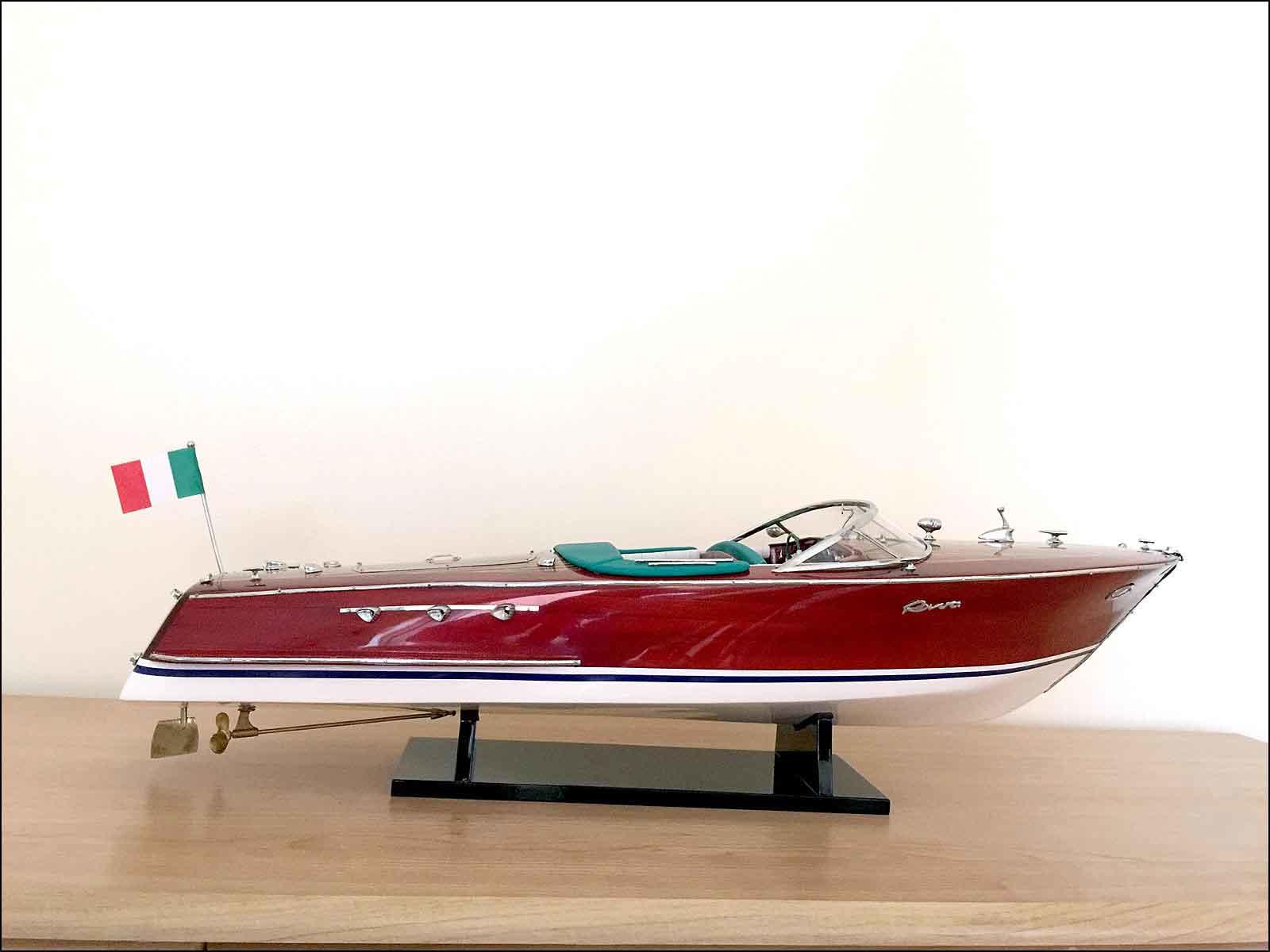 fully assembled Riva display model yacht