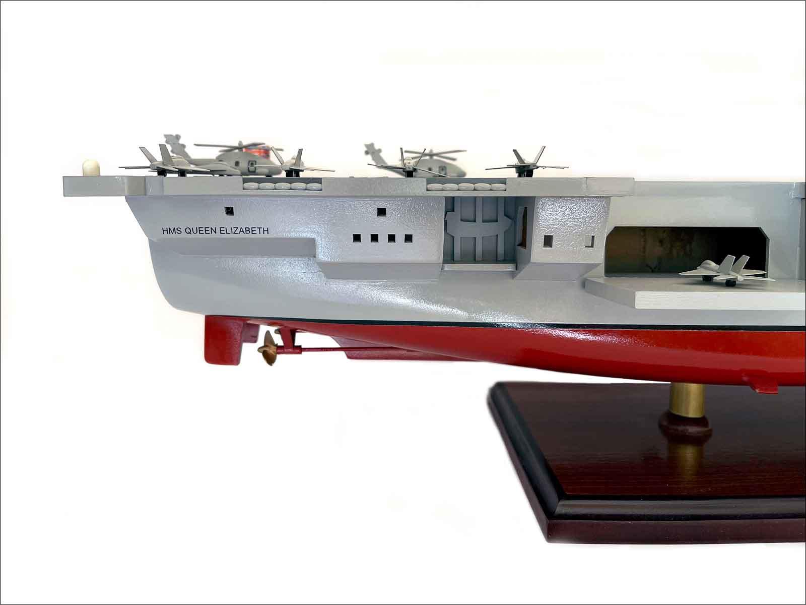 modern battleship model HMS Queen Elizabeth aircraft carrier