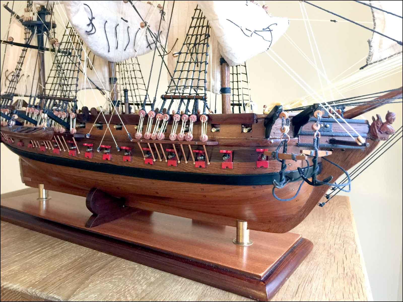 maquette bateau bois Belle Poule