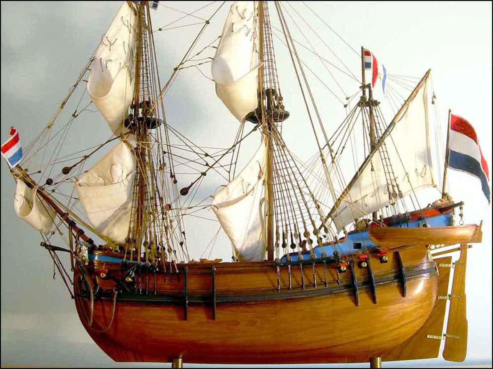 Dutch Whaler model ship