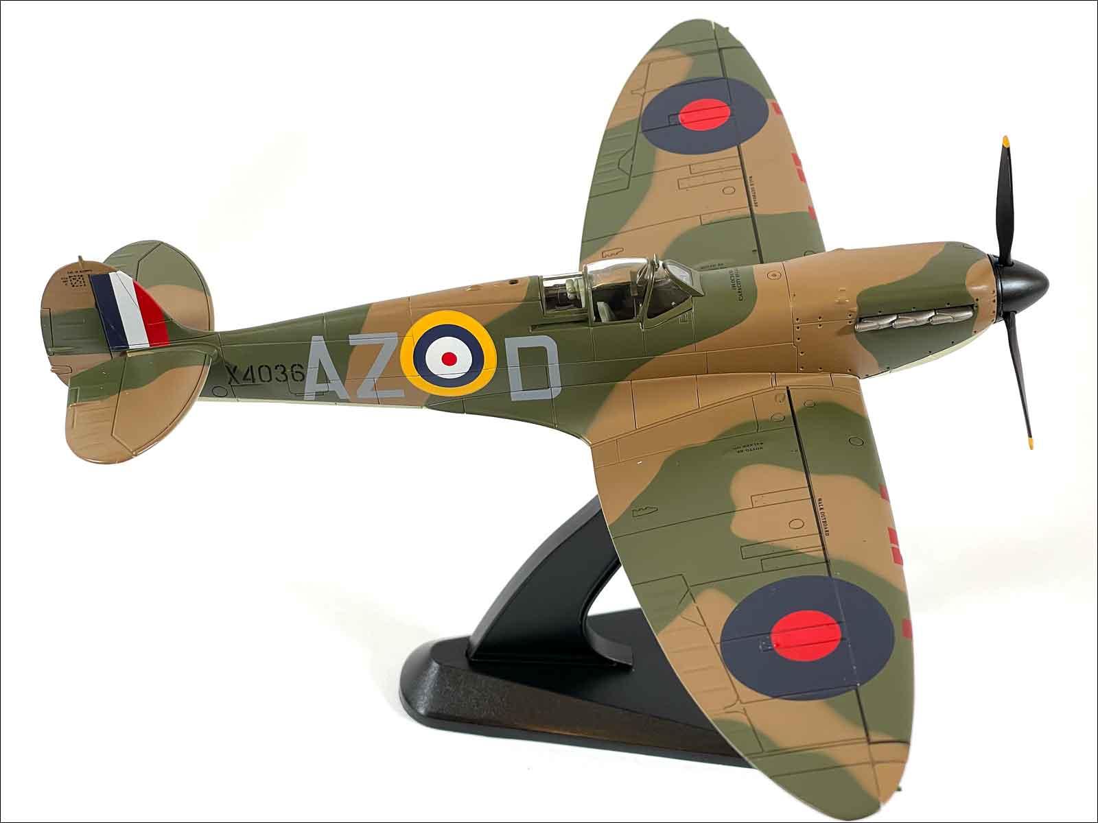 1 48 Spitfire Mk.I model airplane