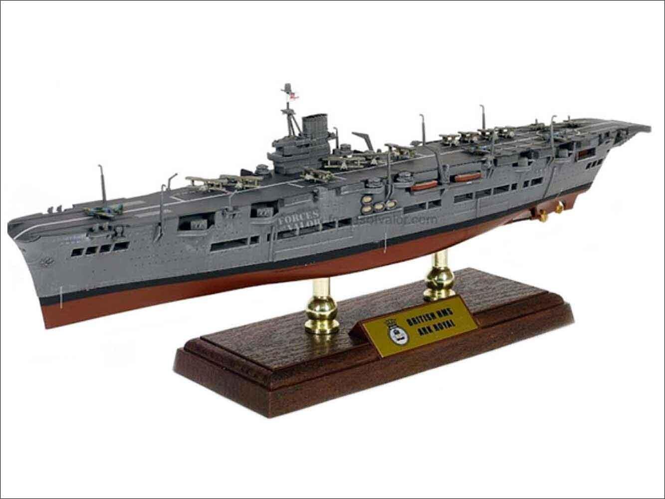 HMS Ark Royal Aircraft Carrier Model 1:700