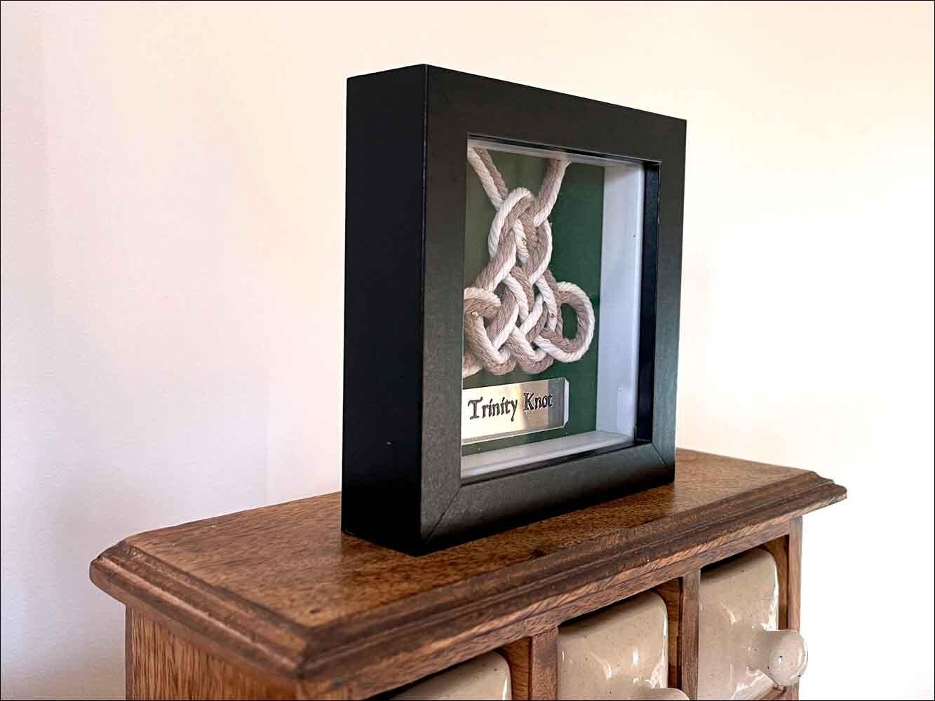 Triquetra Celtic Knot Display