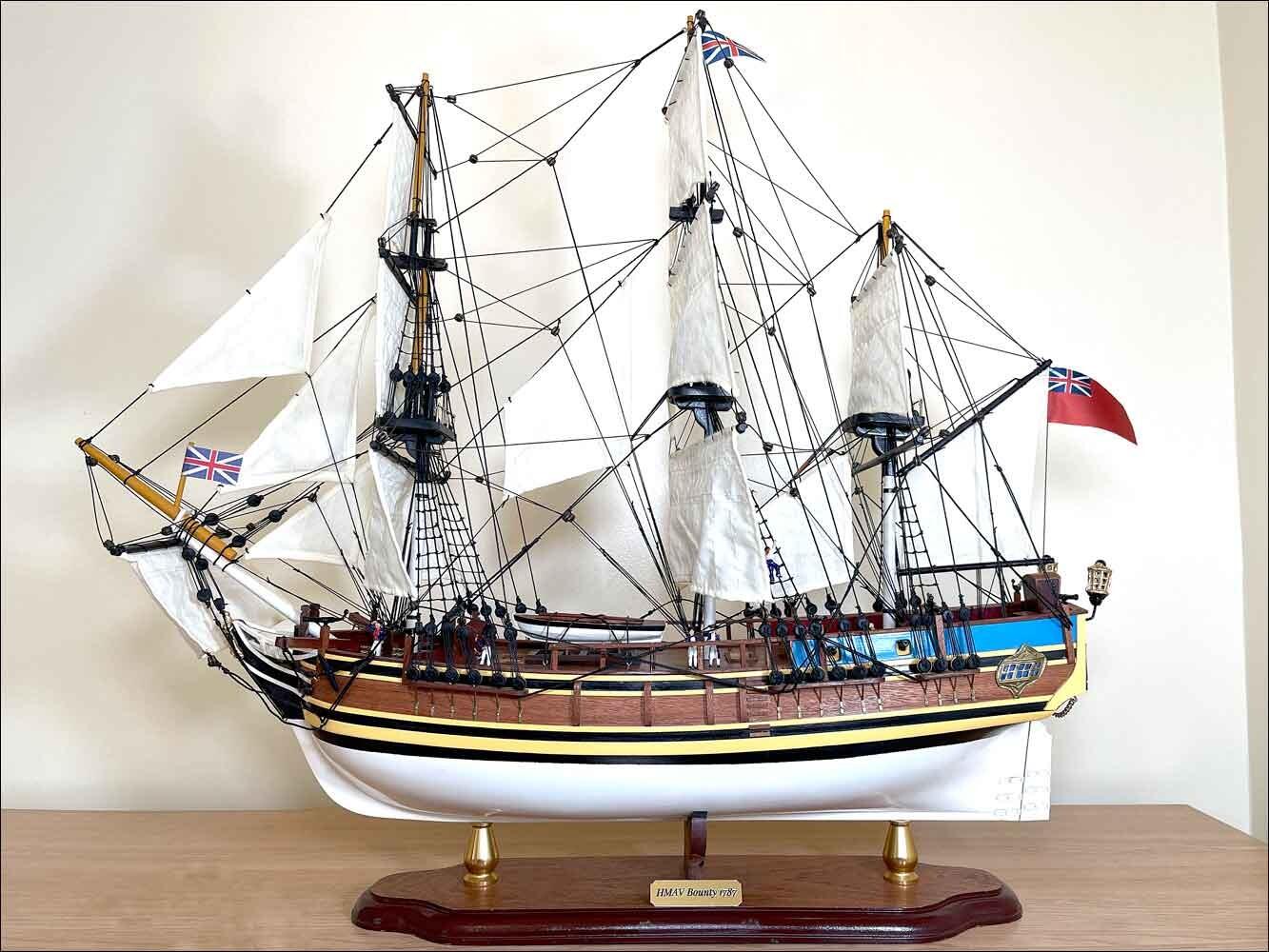 HMAV Bounty Ship Model (1787 GB) Medium Scale