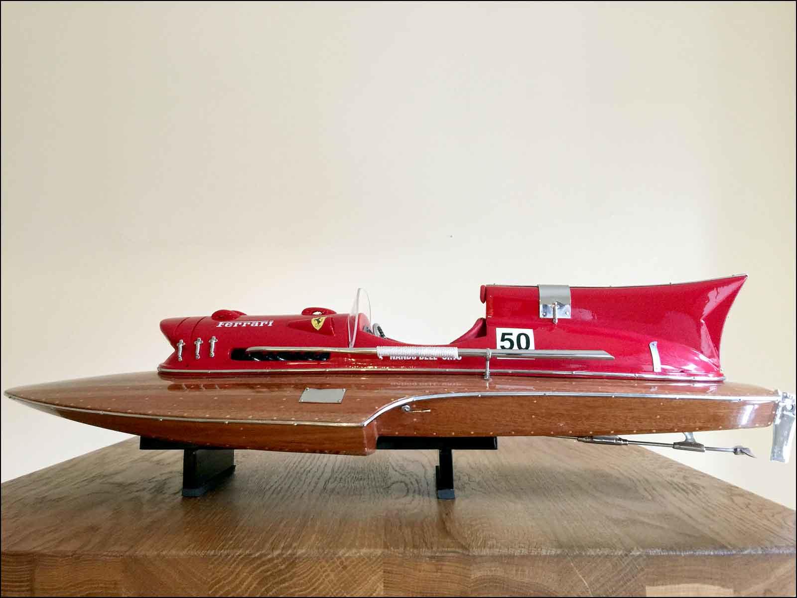 fully built Hydroplane model boat