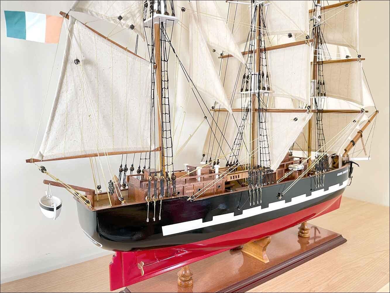 Red ship model for decoration