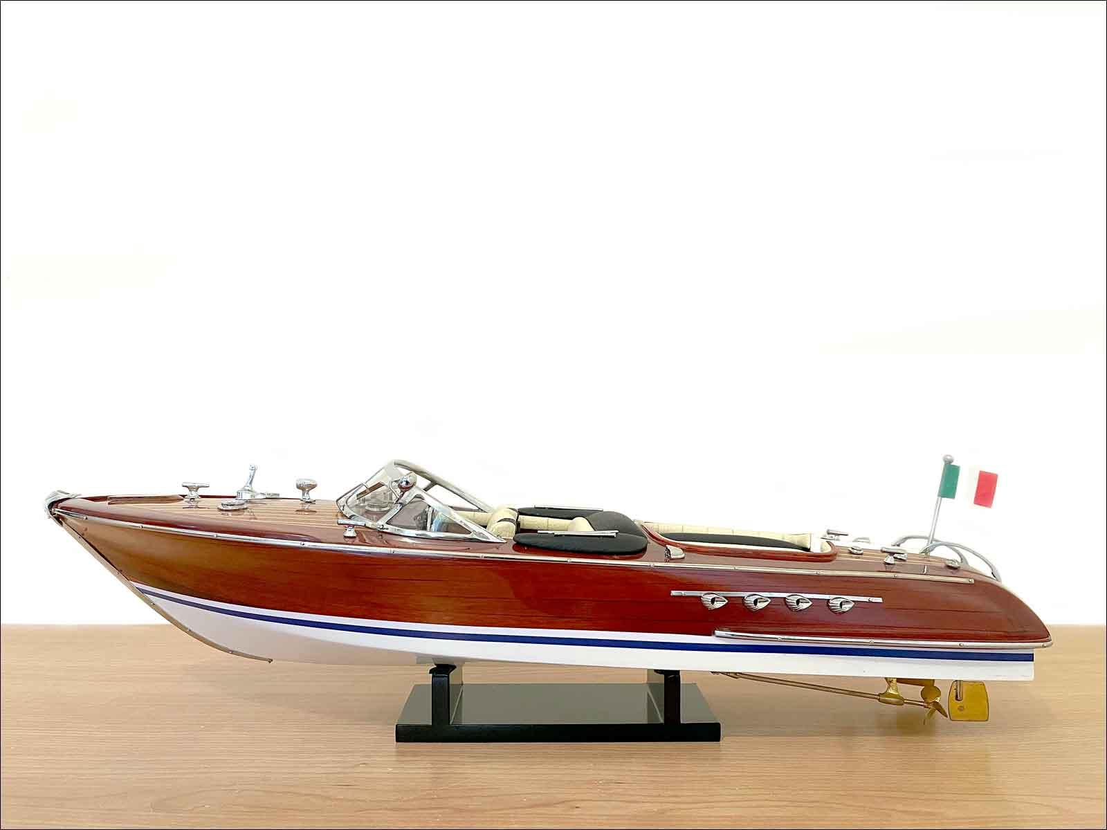 fully built Riva Aquarama yacht model