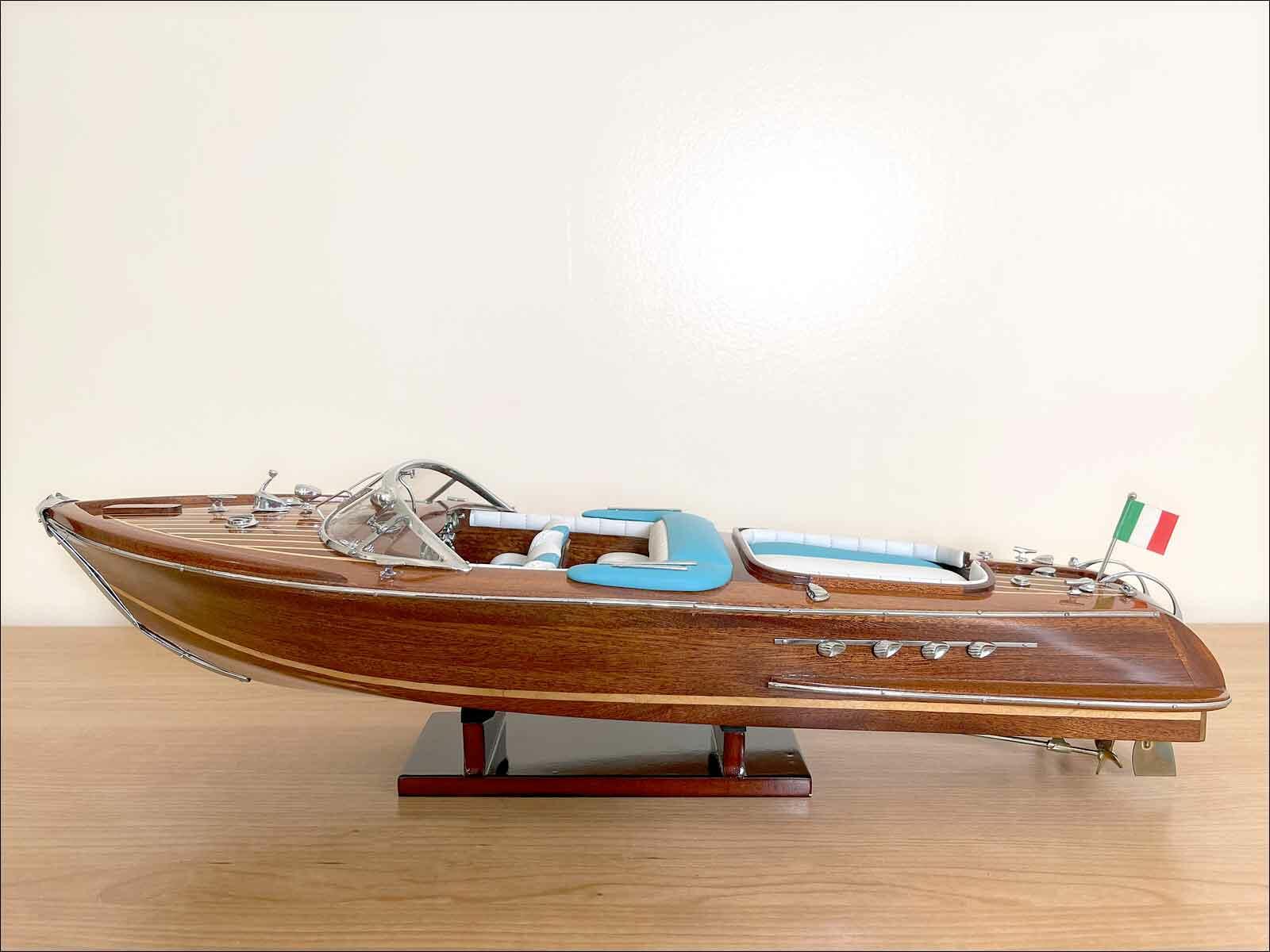 classic riva model boats