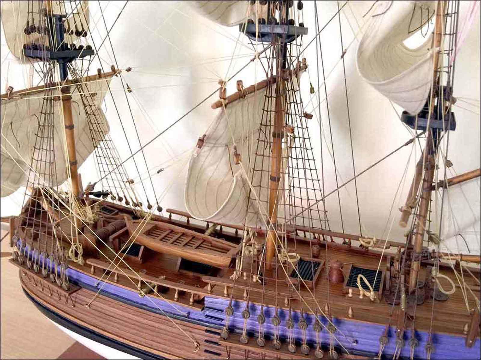replica boat Cook's Endeavour ship