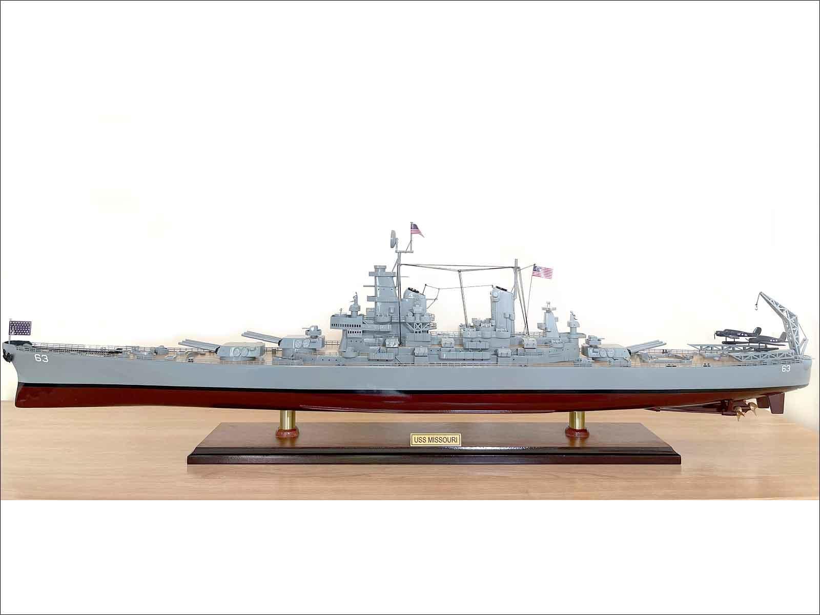 Missouri battleship model