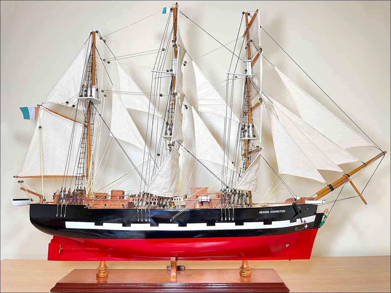 Irish ship Jeanie Johnston model