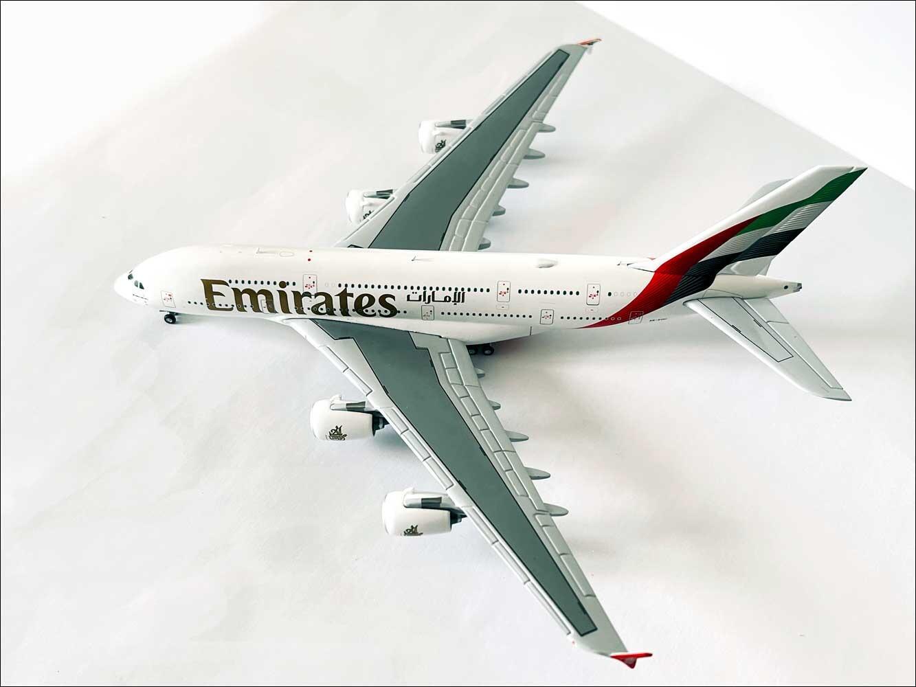 1:400 Scale Airbus A380 model