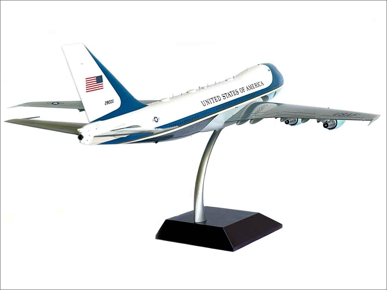 1:200 desktop model US Air Force