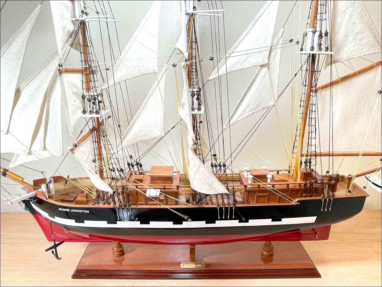 Dublin Jeanie Johnston ship model