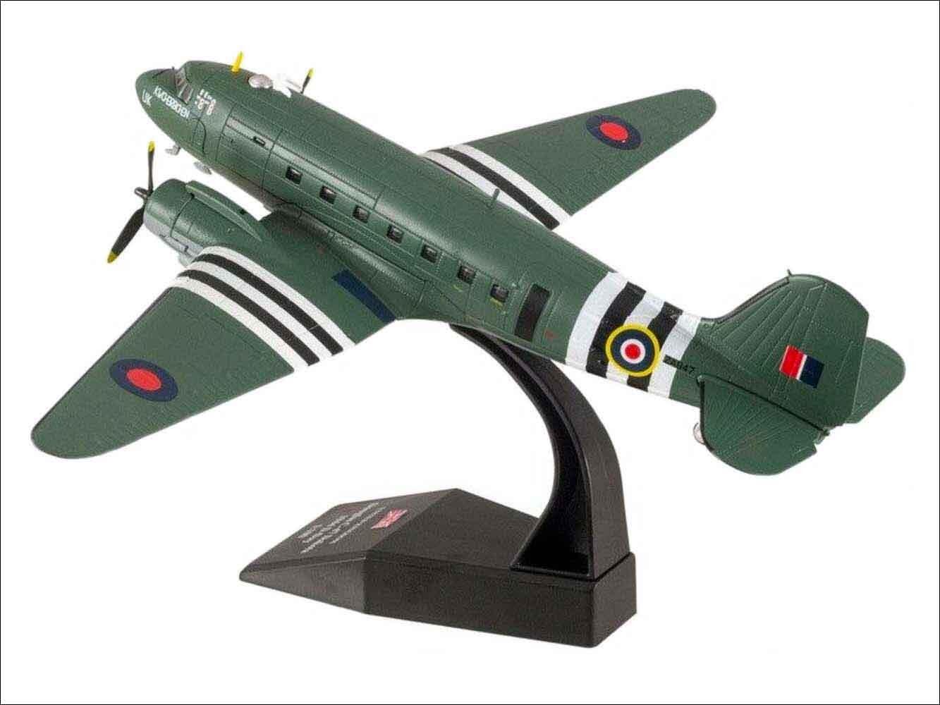 RAF Dakota Airplane Model 1:100