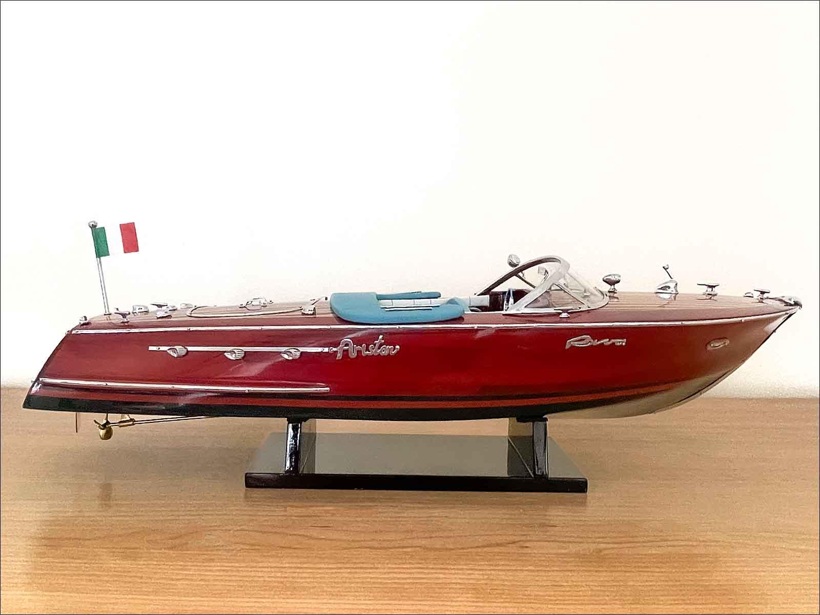 50 cm long model boat