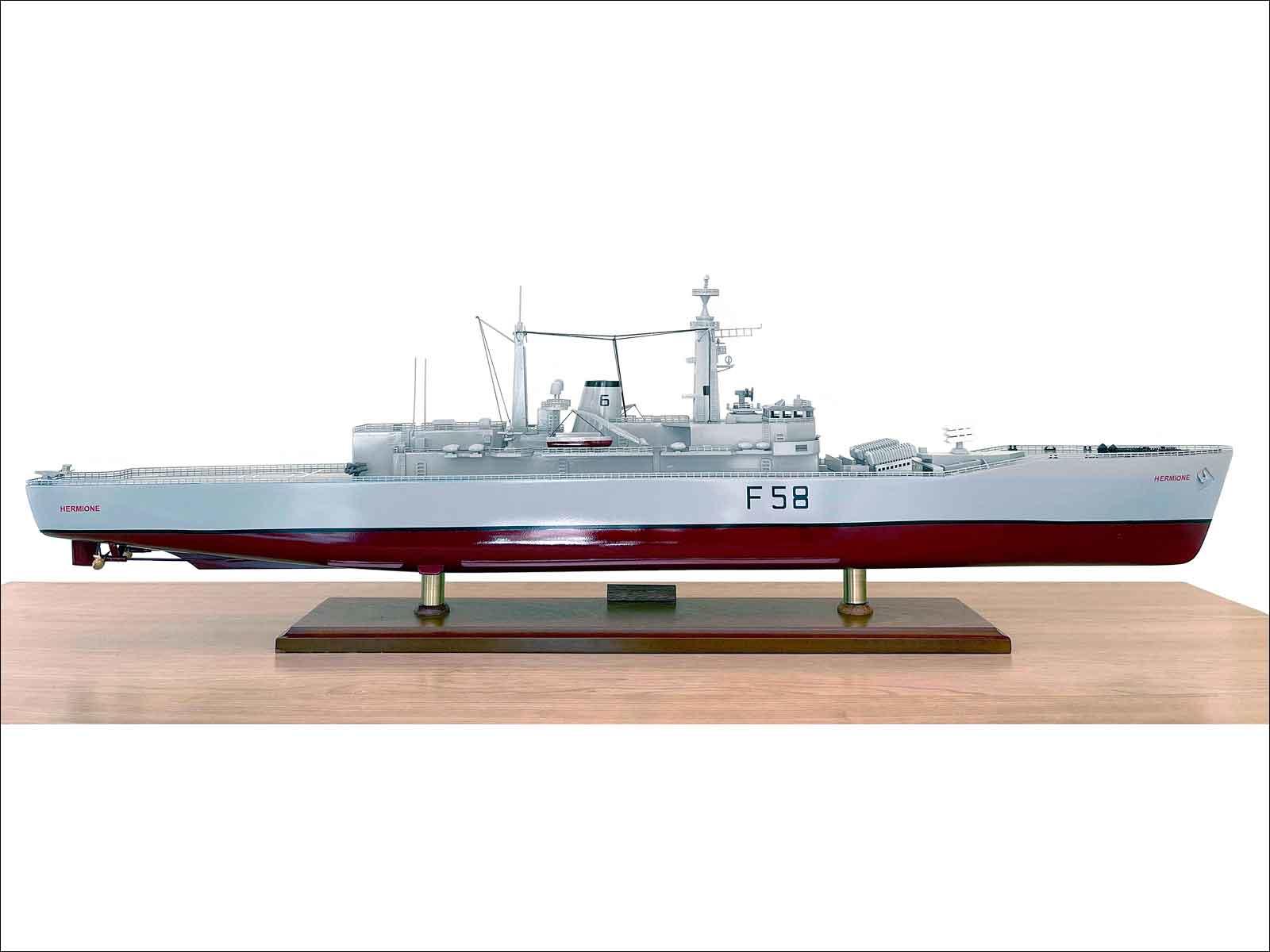 frigate model model fully built